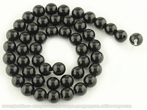 Бусины. Агат черный (имитация). 8мм. Нить
