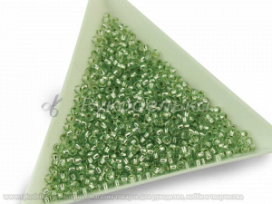 Бисер чешский Preciosa 10/0. Зеленый (78262) TSL. 10гр